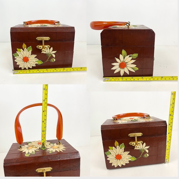 Vintage 60’s / 70’s Floral Daisy Wooden Box Purse with Handle Artist Signed - Picture 6 of 12